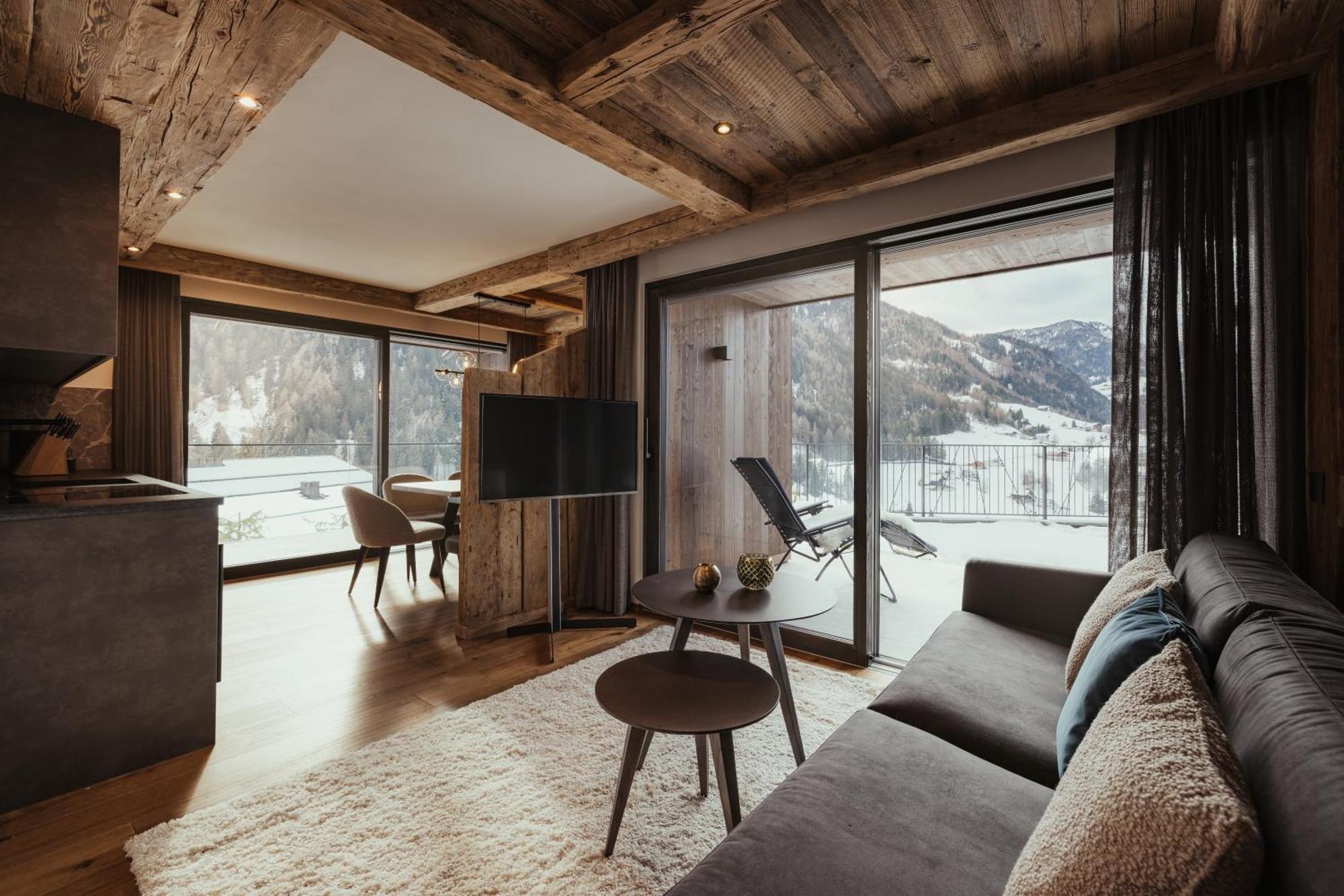 Luxury Chalet P Ortisei Extérieur photo